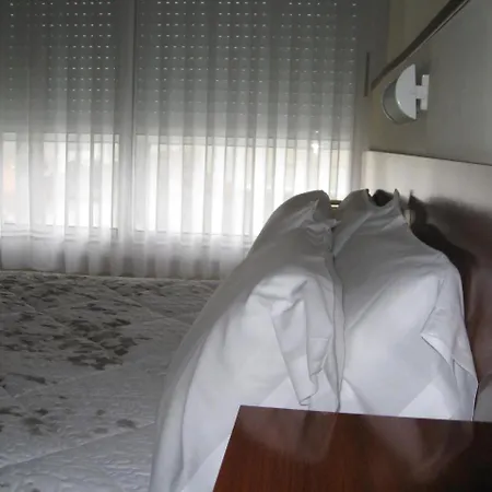 Roma בית הארחה