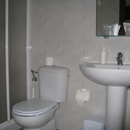 Roma 3* א-קורוניה