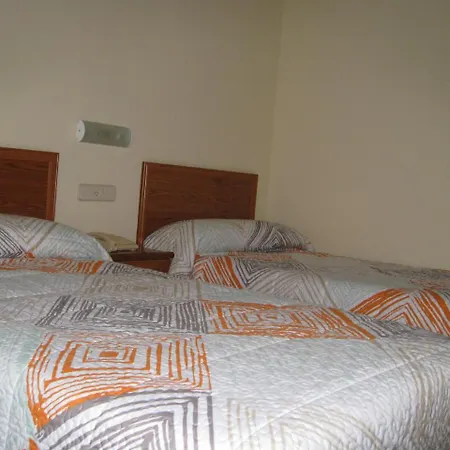 בית הארחה Roma 3*